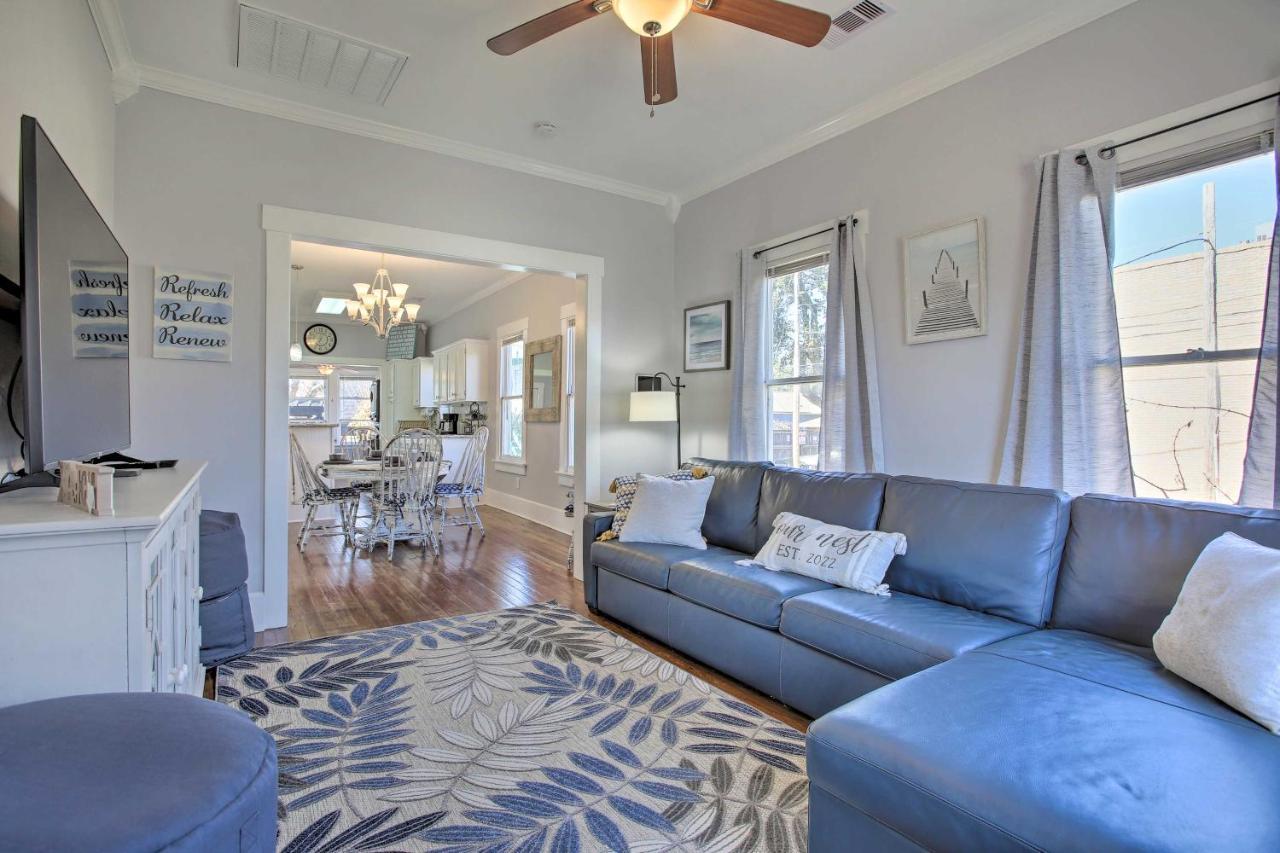 Cozy Beach Bungalow Near Galveston Seawall And Pier Exterior photo
